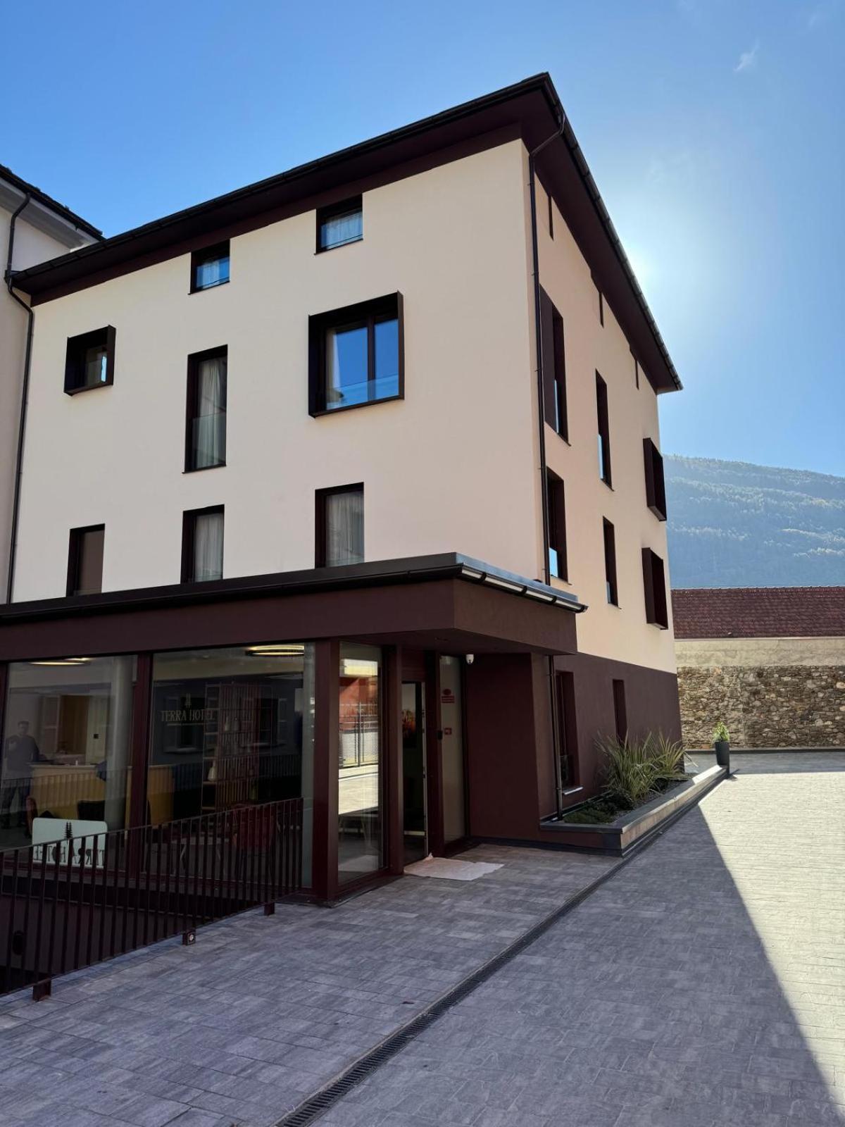 Terra Hotel Boutique Tirano Exterior photo