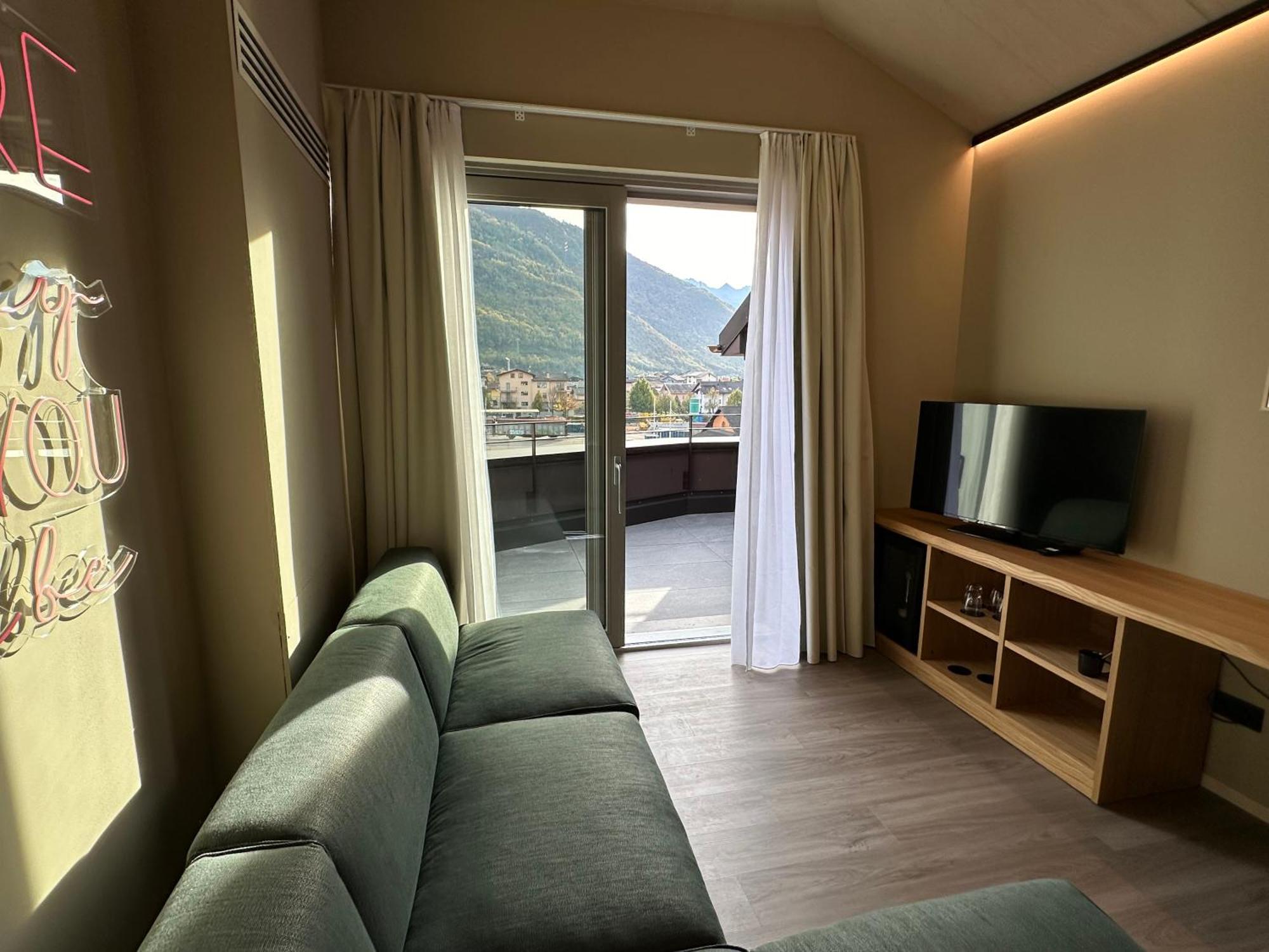 Terra Hotel Boutique Tirano Exterior photo